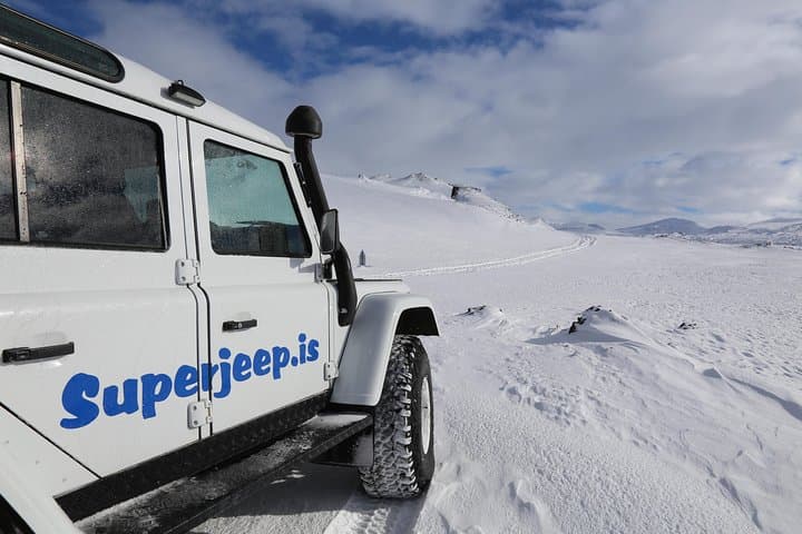 Superjeeps in Landmannalaugar area in winter