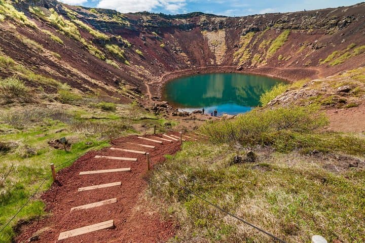 Premium Golden Circle Tour in Jeep