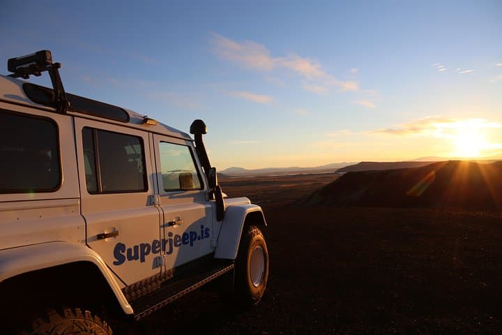 Midnight Sun Golden Circle Tour from Reykjavik