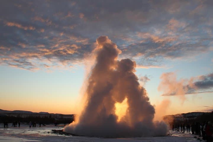 Day Trip to the Golden Circle and Hot spring Geyser by 4WD Jeep from Reykjavik