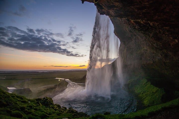 6-Day Summer Ring Route of Iceland Small-Group Tour