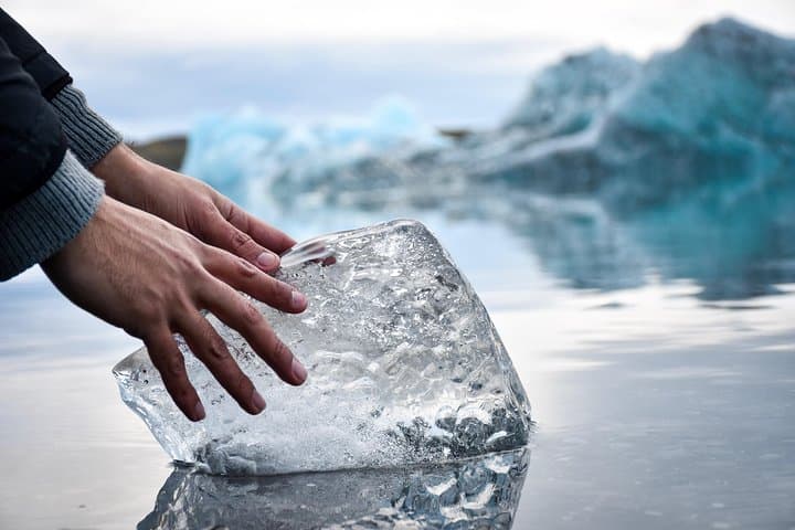 4 Day Blue Ice Cave, South Coast, Golden Circle, Snæfellsnes & Northern Lights