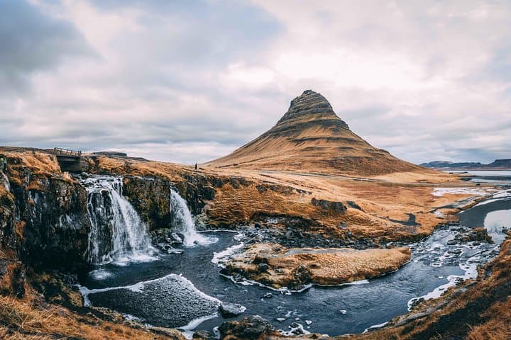 Kirkjufell Mountain