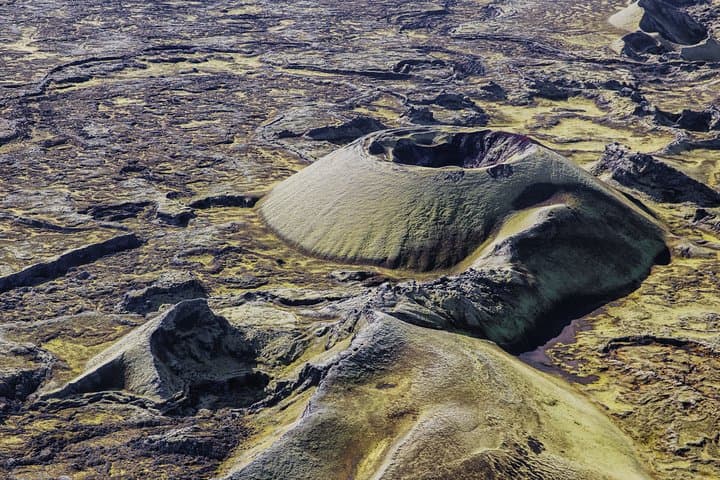 Airplane Sightseeing flight over Laki craters and highland