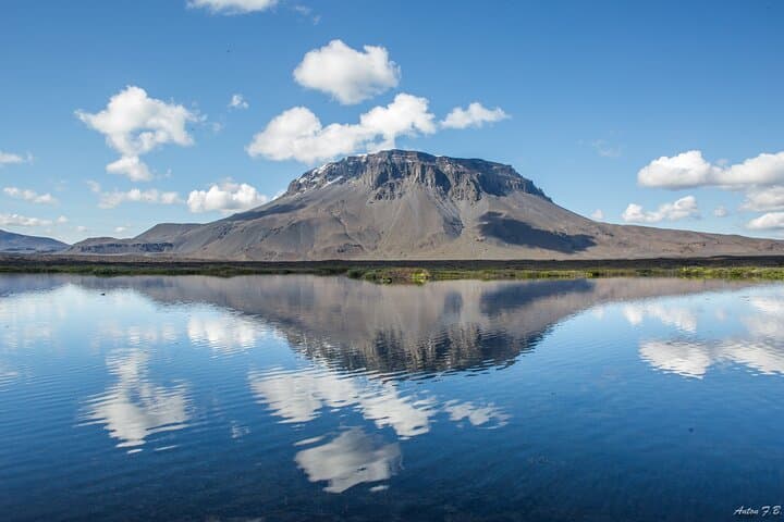 Askja & Holuhraun, Super Jeep Day Tour from Lake Myvatn
