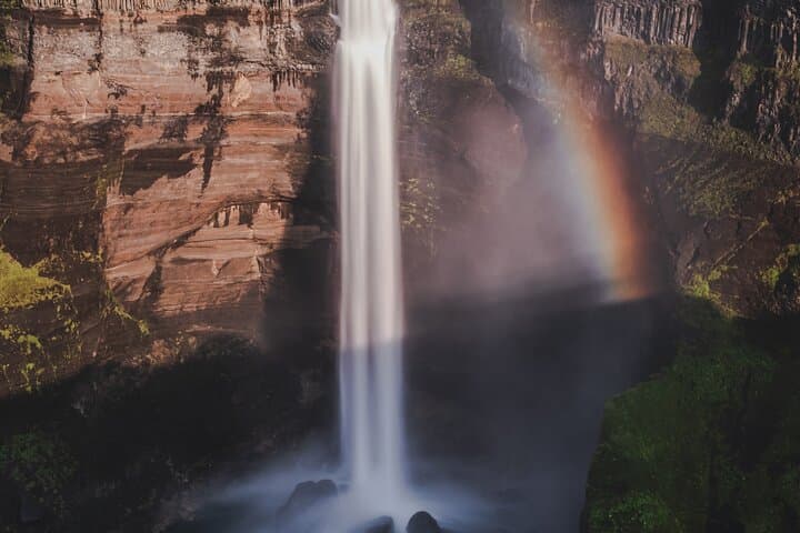 Háifoss waterfall, stranger things tv show.