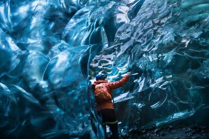 Small-Group Ice Cave Tour from Jökulsárlón