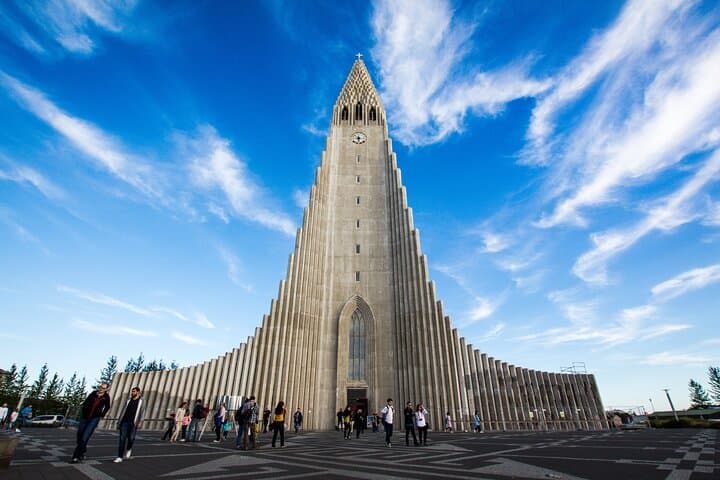 Private Airport Transfer from Reykjavik to Keflavik Int. Airport