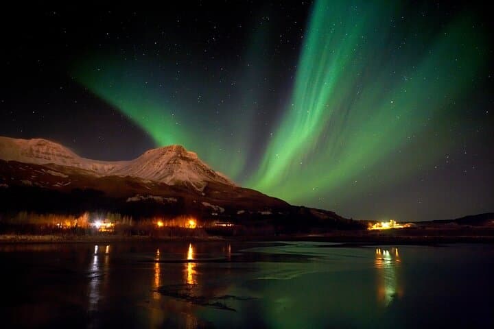 Private Northern Lights Tour in an Arctic Truck From Reykjavik