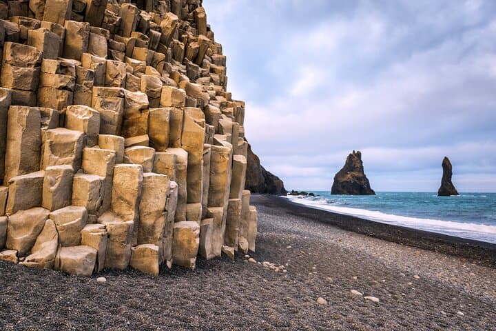 4 Days Iceland Private Super Jeep Tour to the Highlands