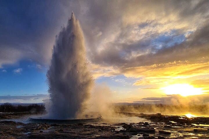 3 Days Iceland Private Super Jeep Tour Highlands & Golden Circle