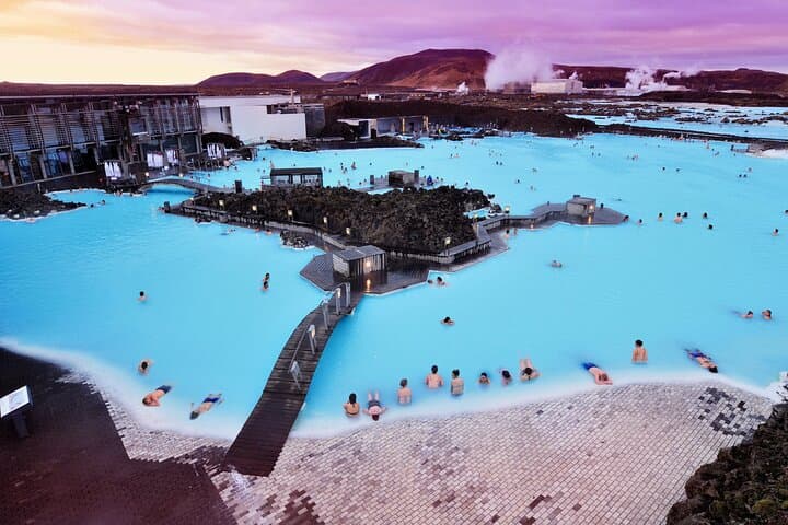 Private Luxury Transfer from Reykjavik to Blue Lagoon