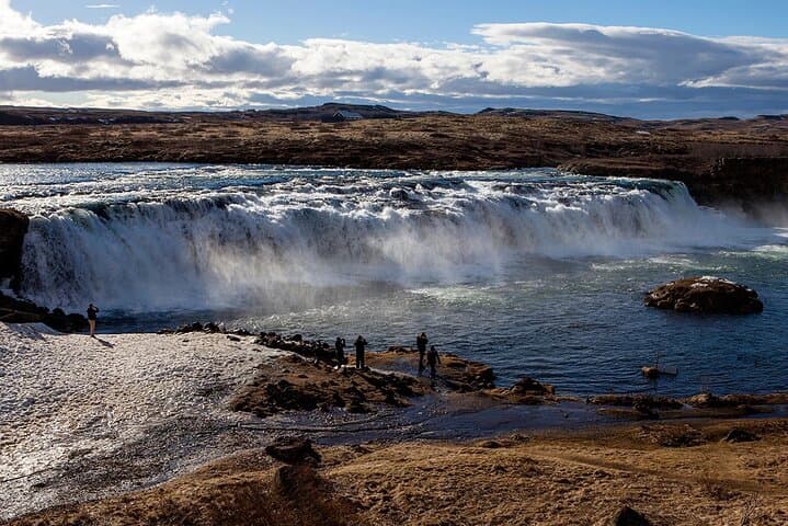 Golden Circle & Friðheimar Experience: Private Farm & Wonder Tour