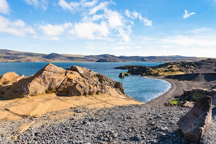 Private Transfer Reykjavik to Keflavik Airport