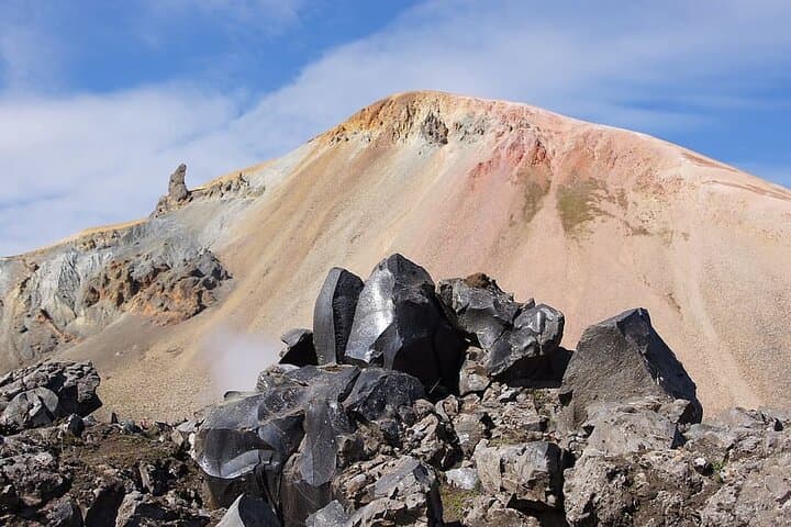 Private Full Day Tour Landmannalaugar with Natural Hot Spring