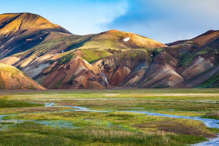 Private Superjeep Tour To Landmannalaugar and Hekla Volcano