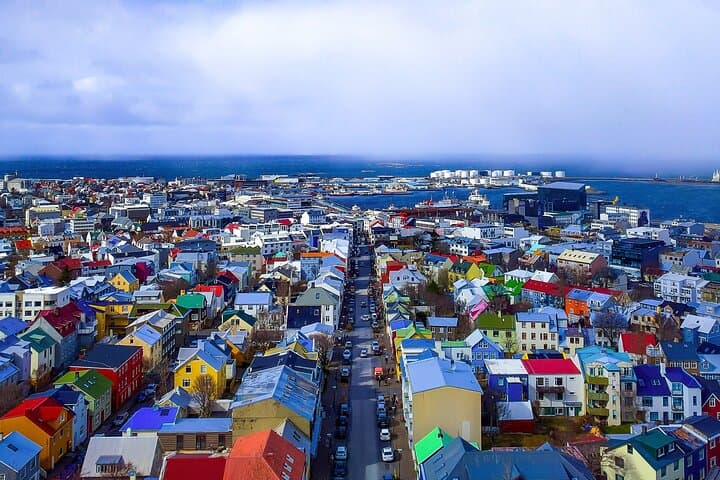 Private Transfer from Keflavik Airport to Reykjavik