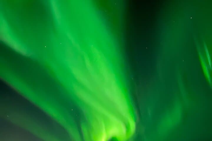 Iceland Reykjavik Northern Lights Bus Tour in Chinese 冰岛雷市中文极光团