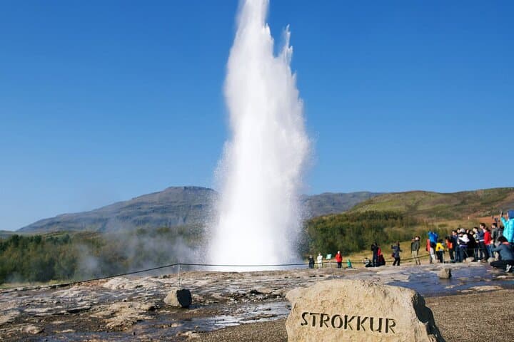 Full Day Private Golden Circle and Hot Springs Tour in Hvammsvík