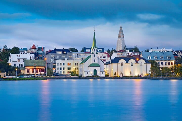 Private Historic Walking Tour in Reykjavik City Highlights