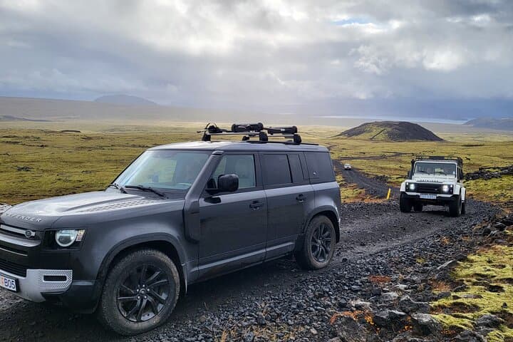 4x4 Adventure and Mountain Hut Escape at Iceland Backroads
