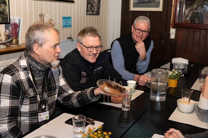 Our fun-loving and knowledgeable Guide from Your Friend in Reykjavik will provide you with additional little tips and facts about what you´r