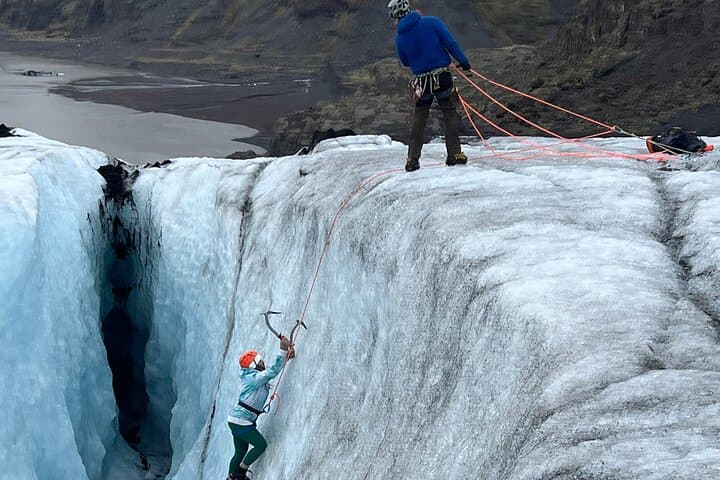 Ice climbing at Sólheimajökull ( 4 prs max)
