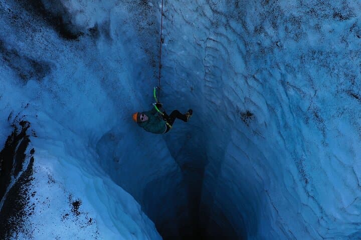 Ice climbing at Sólheimajökull ( 4 prs max)