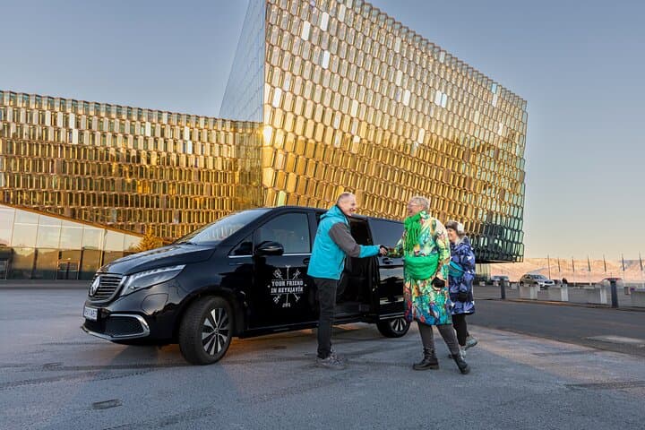 All of our Tour Vehicles are luxurious and comfortable, bringing you to the most remote places in our beautiful country.
