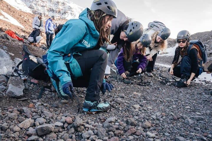 Skaftafell Adventure Tour - 5-Hour Expedition