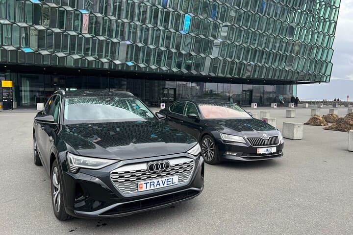 Transfer from Reykjavik - Private airport transfer to KEF Airport