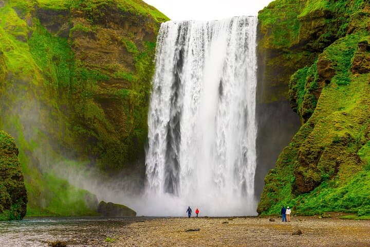 Skógafoss Waterfall