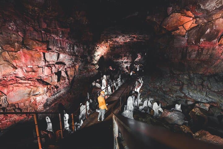 Private Reykjanes Peninsula, Lava Tunnel and Blue Lagoon