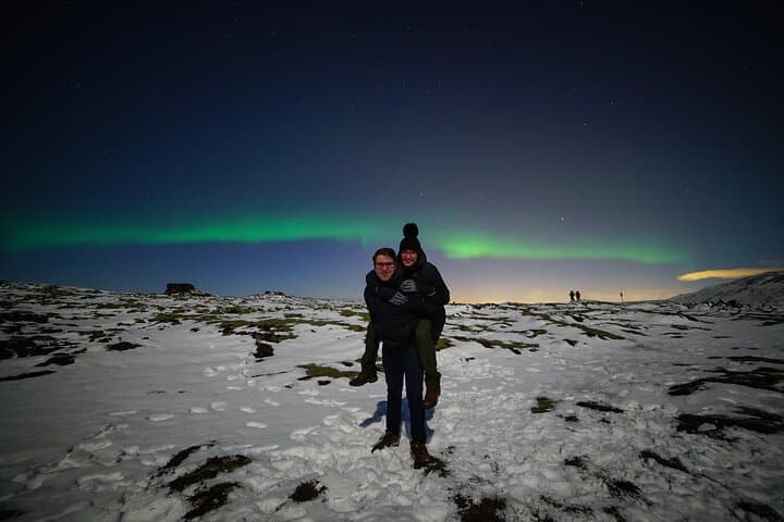 Reykjavik: Golden Circle and Northern Lights Small-Group Tour
