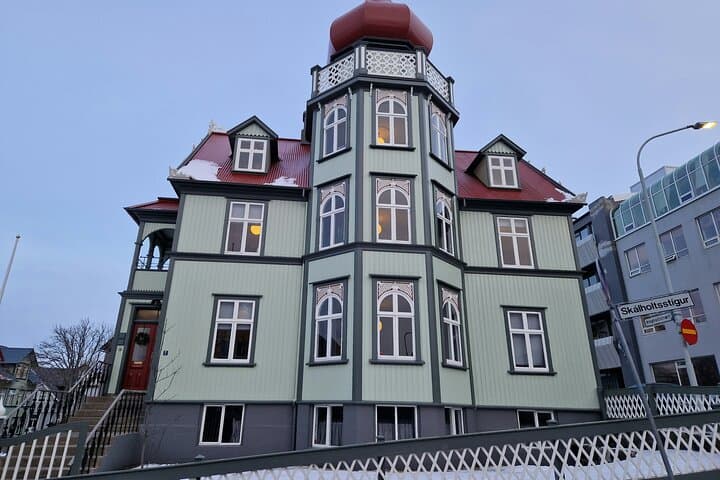 Discover the key to Reykjavik Exploration Game and Tour