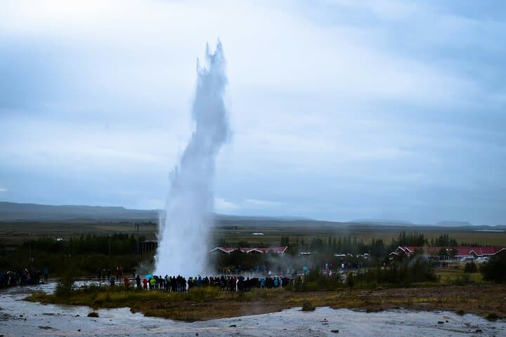 Golden Circle Express: 7 hour Private Tour - Keflavik/Reykjavik