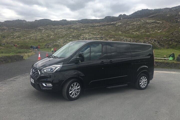 Ford 4-8 pax