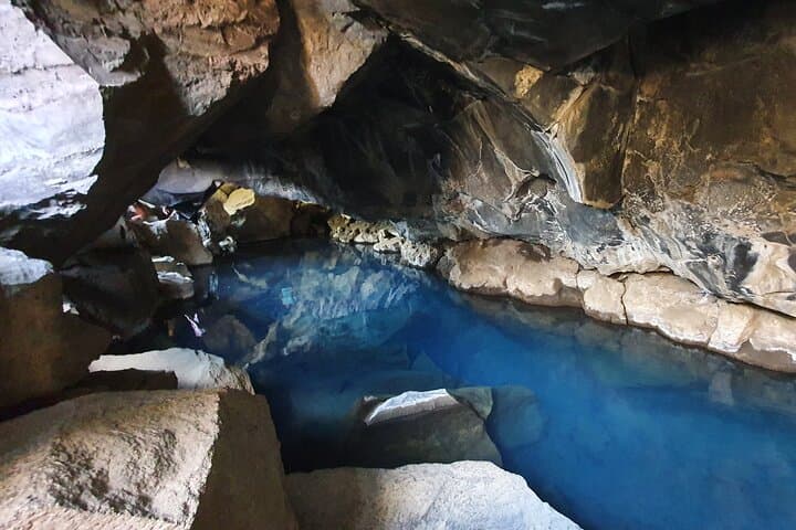 Grótagjá - Mývatn