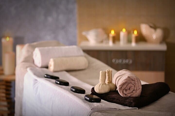 Private Blue Lagoon Tour from Reykjavik: 2 Hour Spa Experience
