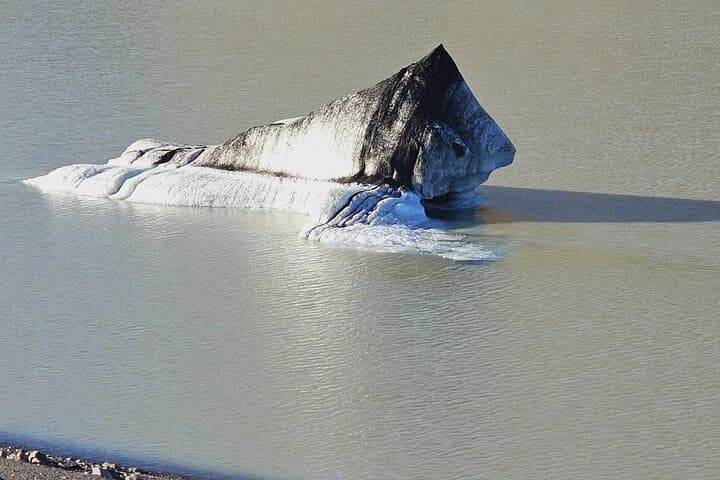 Diamond Beach and Jökulsárlón Day Tour with Boat Ride(Optional)
