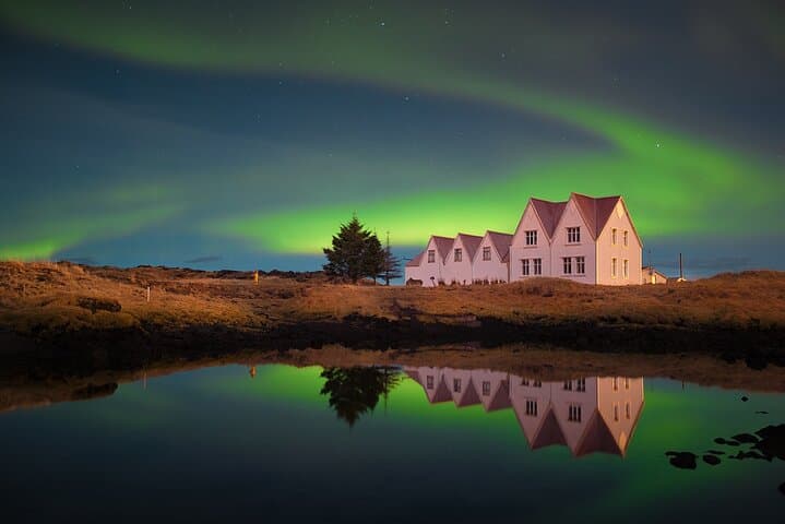 Northern Lights Small-Group Tour with Photos & Aurora Museum