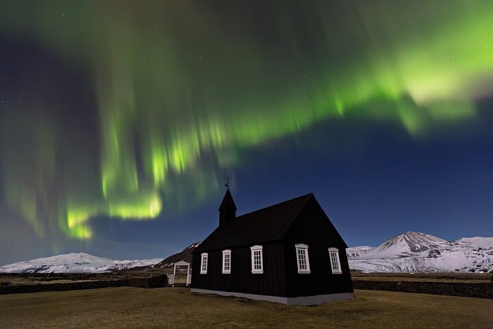 Northern Lights Small-Group Tour with Photos & Aurora Museum