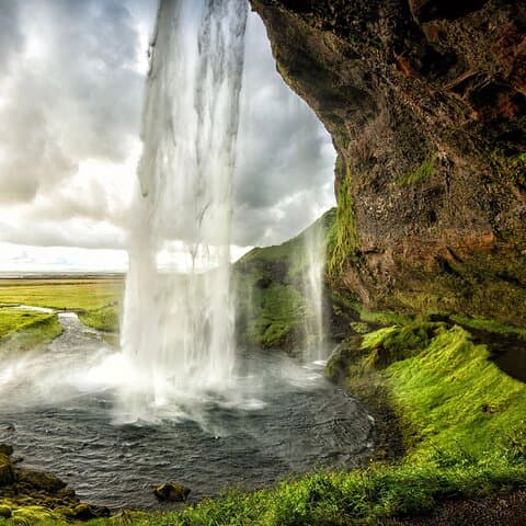 Exclusive Icelandic Adventure: Golden Circle and South Coast