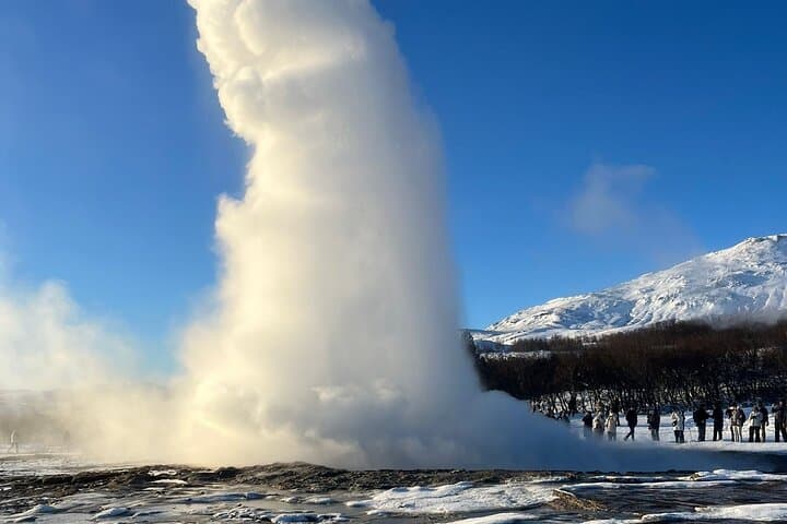 Private Golden Circle Tour in Multi-language Guide Options