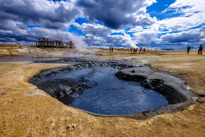 Golden Circle Tour Small Group - Discover Icelandic Icons
