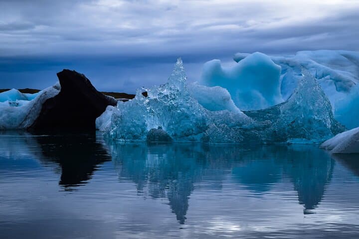 3 Days Winter South Coast & Golden Circle with Blue Ice Cave