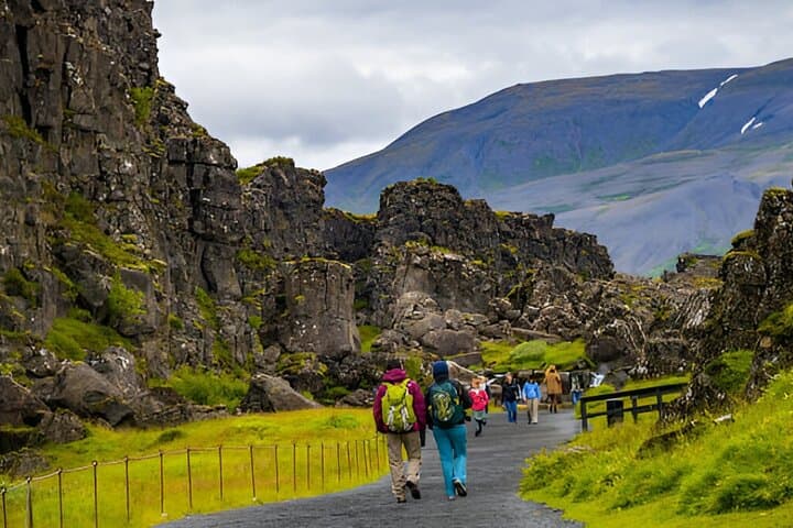 Private Golden Circle Tour in Multi-language Guide Options