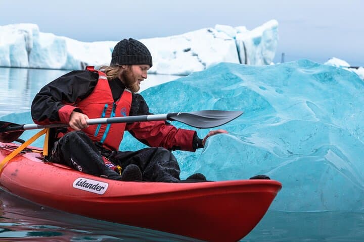 Jokulsarlon Glacier Lagoon Kayaking and Falljokull Glacier Hike