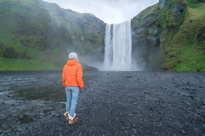 South Coast Adventure in Spanish: Small Group Tour from Reykjavik