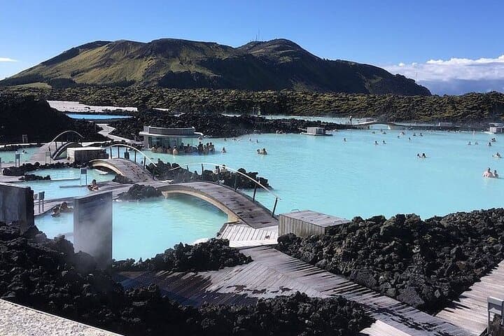 Private One-Way Transfer: Reykjavík ↔ Blue Lagoon